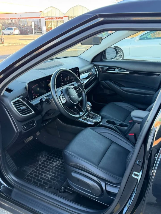 2024 Kia Seltos - Image 7 of 16