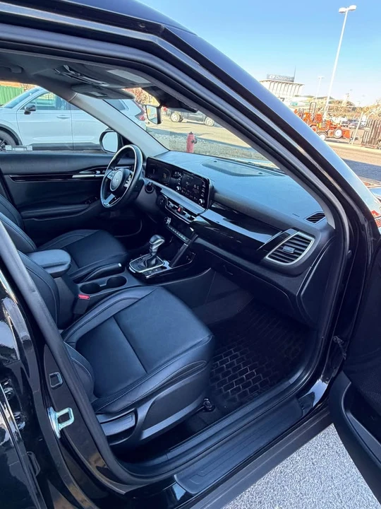 2024 Kia Seltos - Image 11 of 16