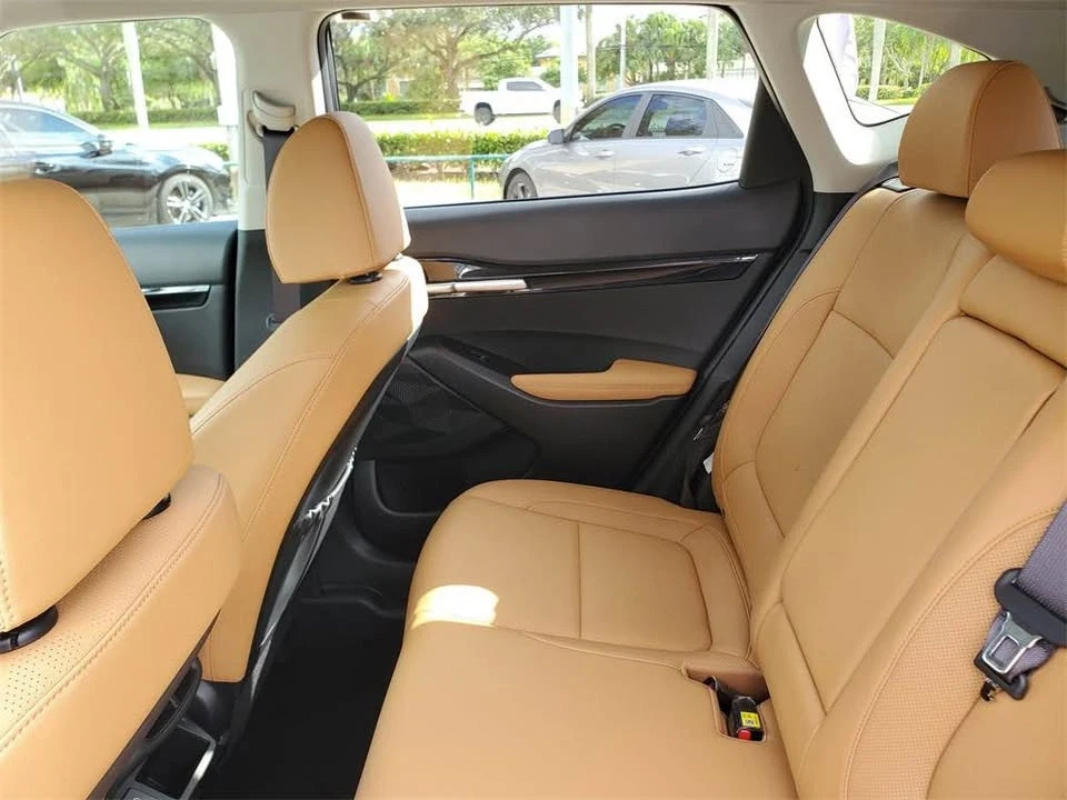 2024 Kia Seltos - Image 6 of 18