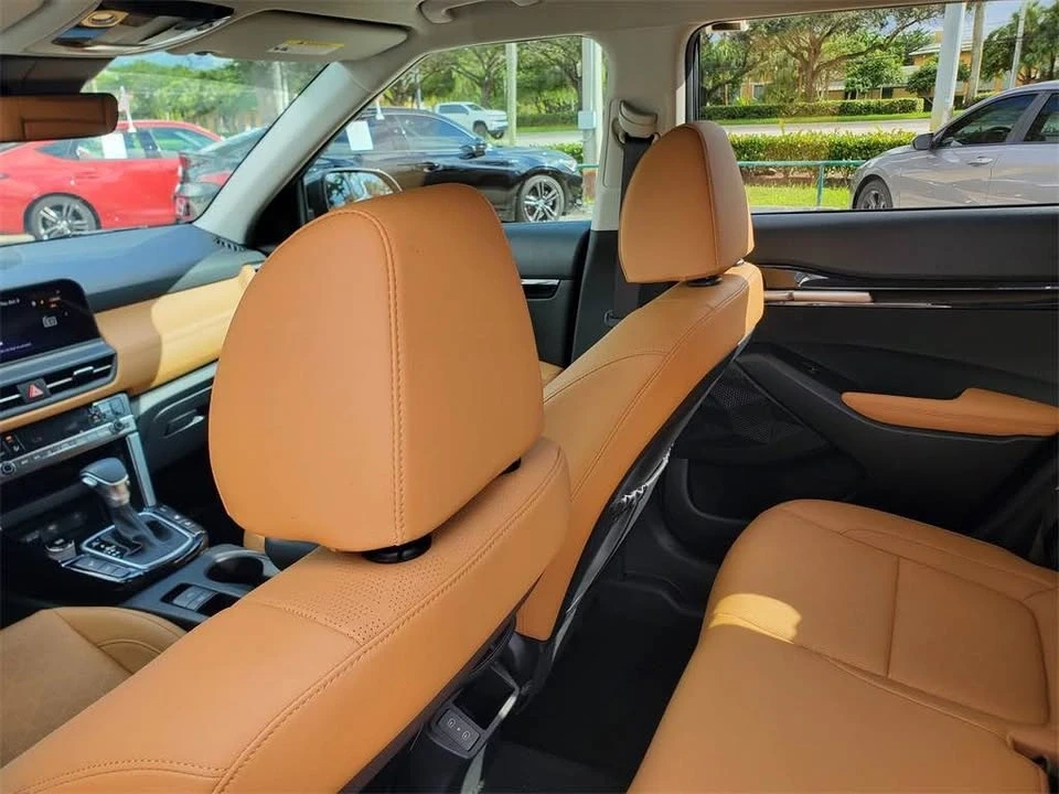 2024 Kia Seltos - Image 5 of 18