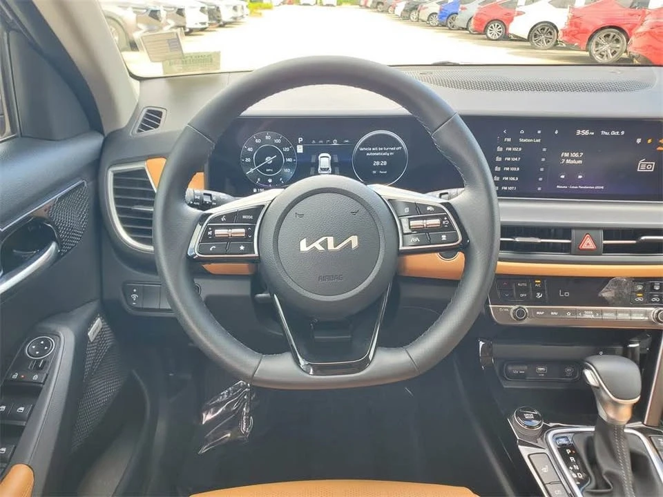 2024 Kia Seltos - Image 13 of 18