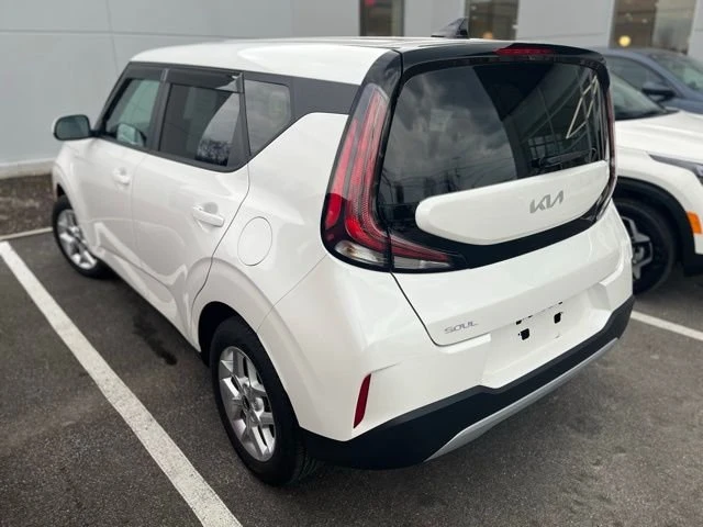 2024 Kia Soul - Image 4 of 15