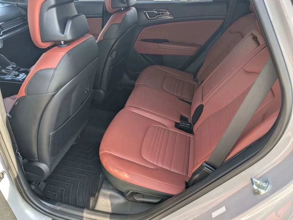 2024 Kia Sportage - Image 15 of 17