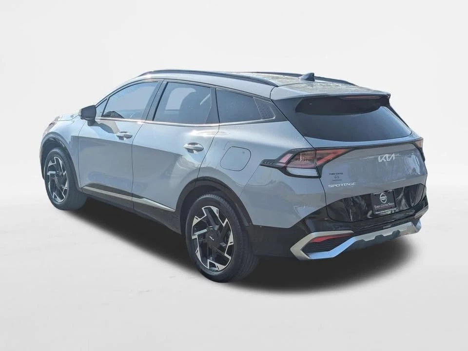 2024 Kia Sportage - Image 3 of 17