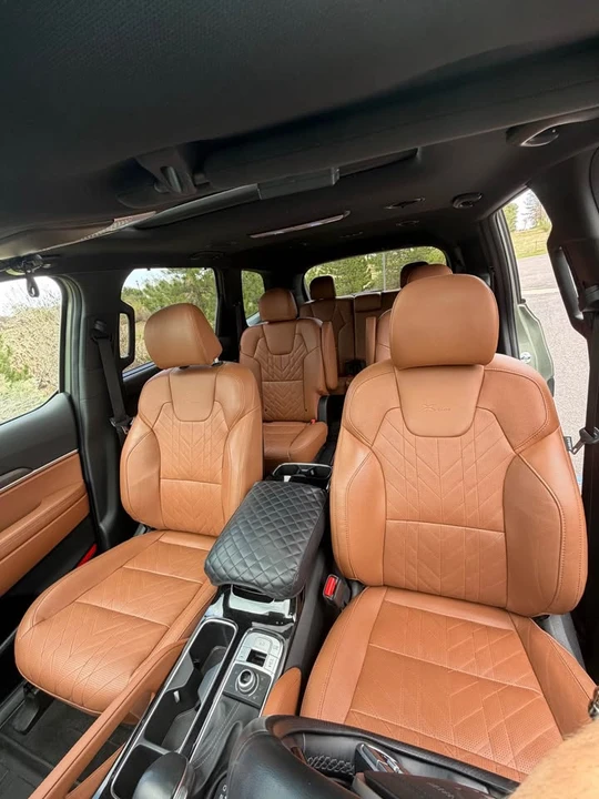 2024 Kia Telluride - Image 8 of 12