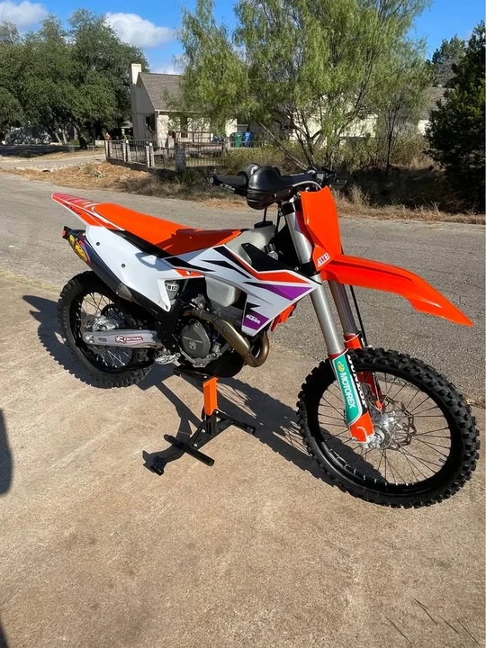 2024 KTM - Image 5 of 8