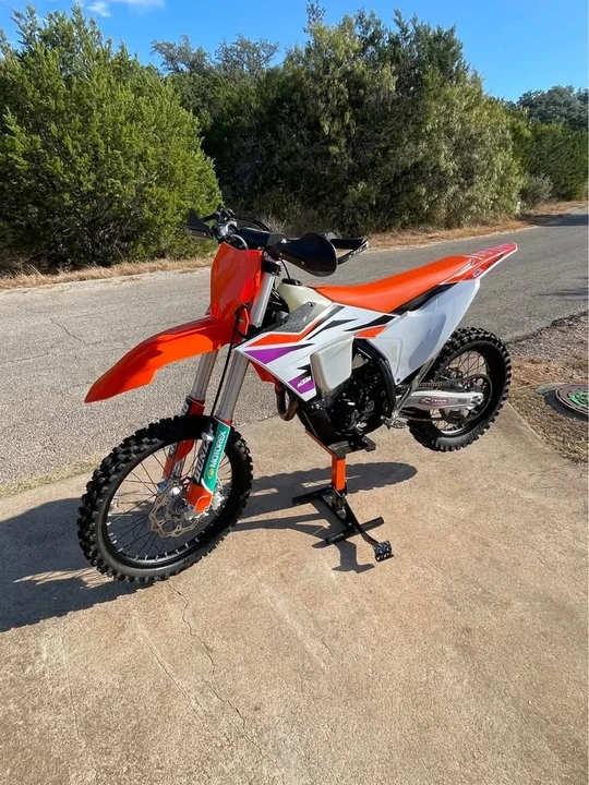 2024 KTM - Image 3 of 8