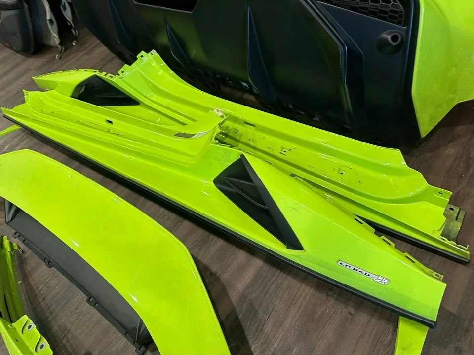 2024 Parts & Memorabilia Bodywork - Image 6 of 10