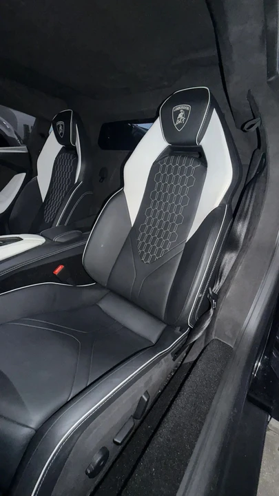 2024 Lamborghini Revuelto - Image 8 of 9