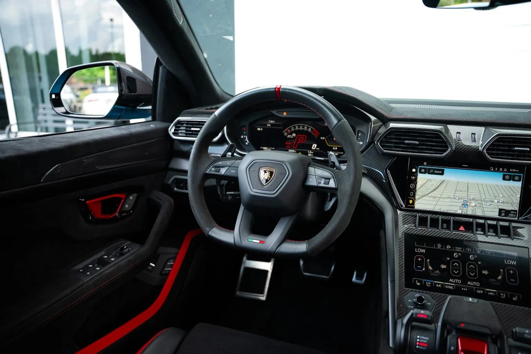 2024 Lamborghini Urus Performante - Image 24 of 31