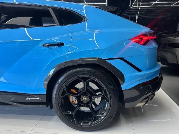 2024 Lamborghini Urus Performante - Image 10 of 21
