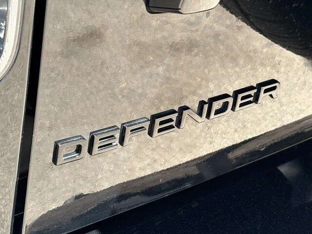 2024 Land Rover Defender L663 - Image 17 of 21