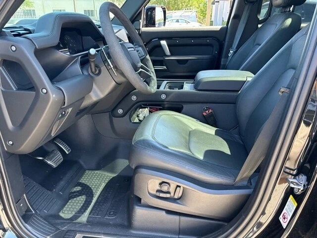 2024 Land Rover Defender L663 - Image 7 of 12