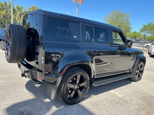 2024 Land Rover Defender L663 - Image 19 of 21