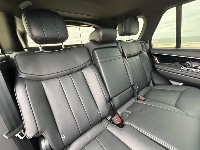 2024 Land Rover Range Rover L460 - Image 17 of 20