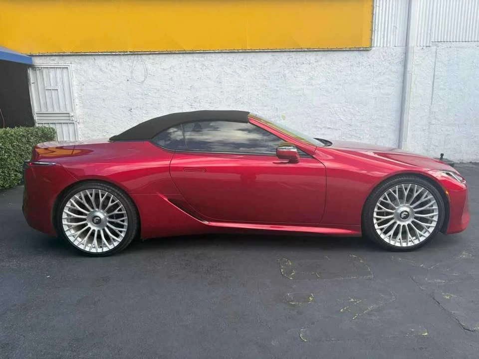 2024 Lexus LC - Image 5 of 10