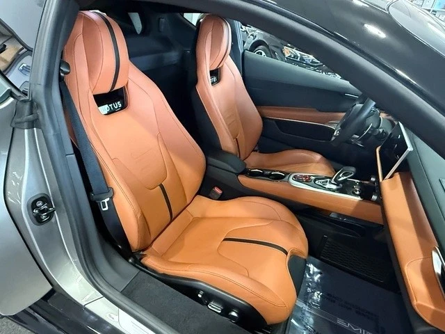 2024 Lotus Emira - Image 18 of 21