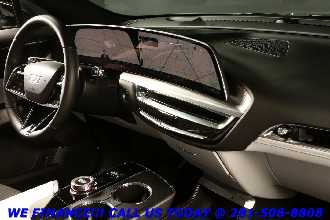 2024 Cadillac Lyriq - Image 20 of 21