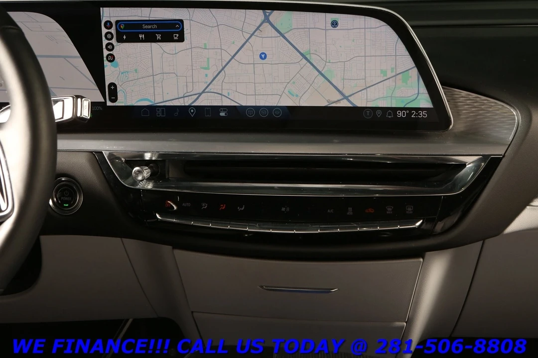2024 Cadillac Lyriq - Image 18 of 21