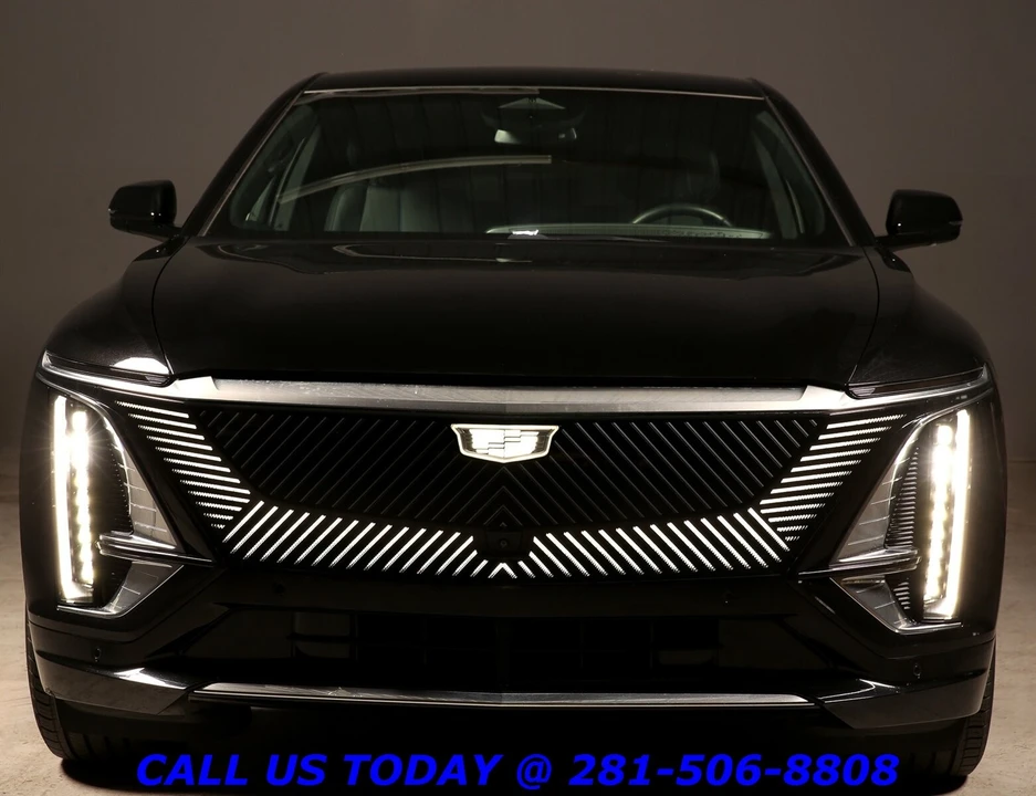 2024 Cadillac Lyriq - Image 8 of 24