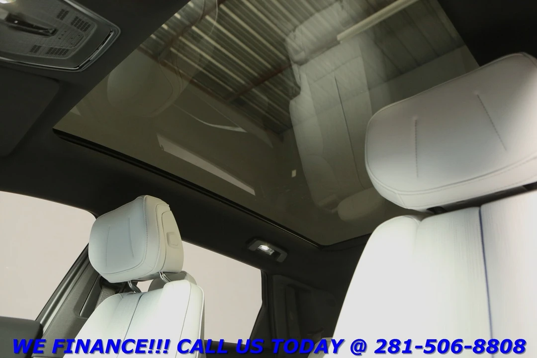 2024 Cadillac Lyriq - Image 11 of 21