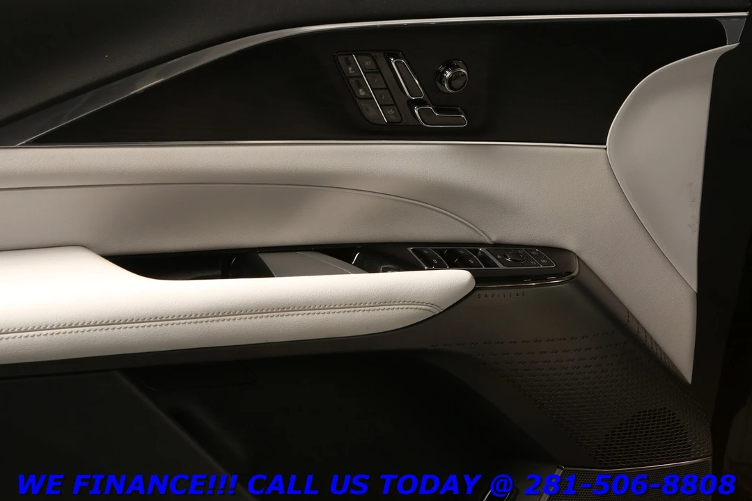 2024 Cadillac Lyriq - Image 9 of 21