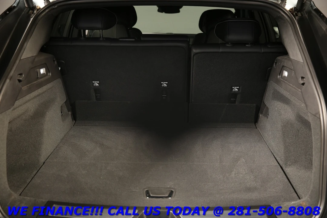 2024 Cadillac Lyriq - Image 23 of 24