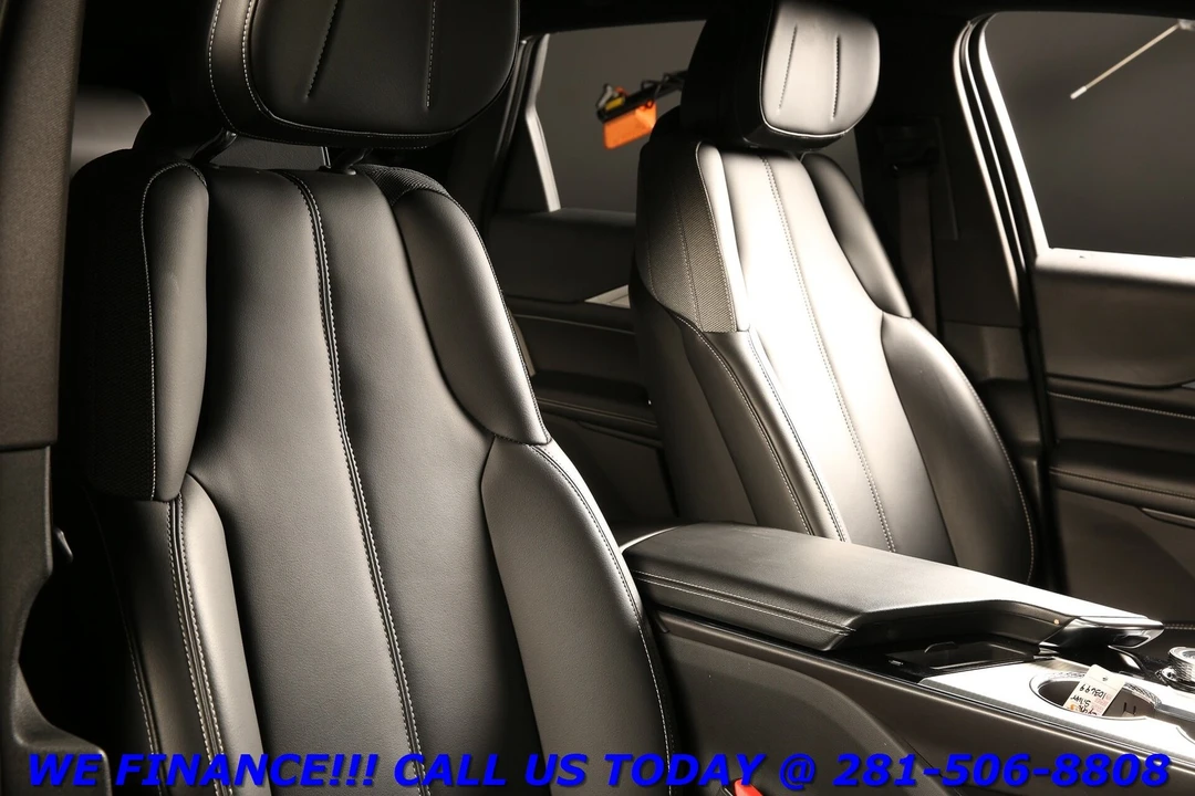 2024 Cadillac Lyriq - Image 20 of 21