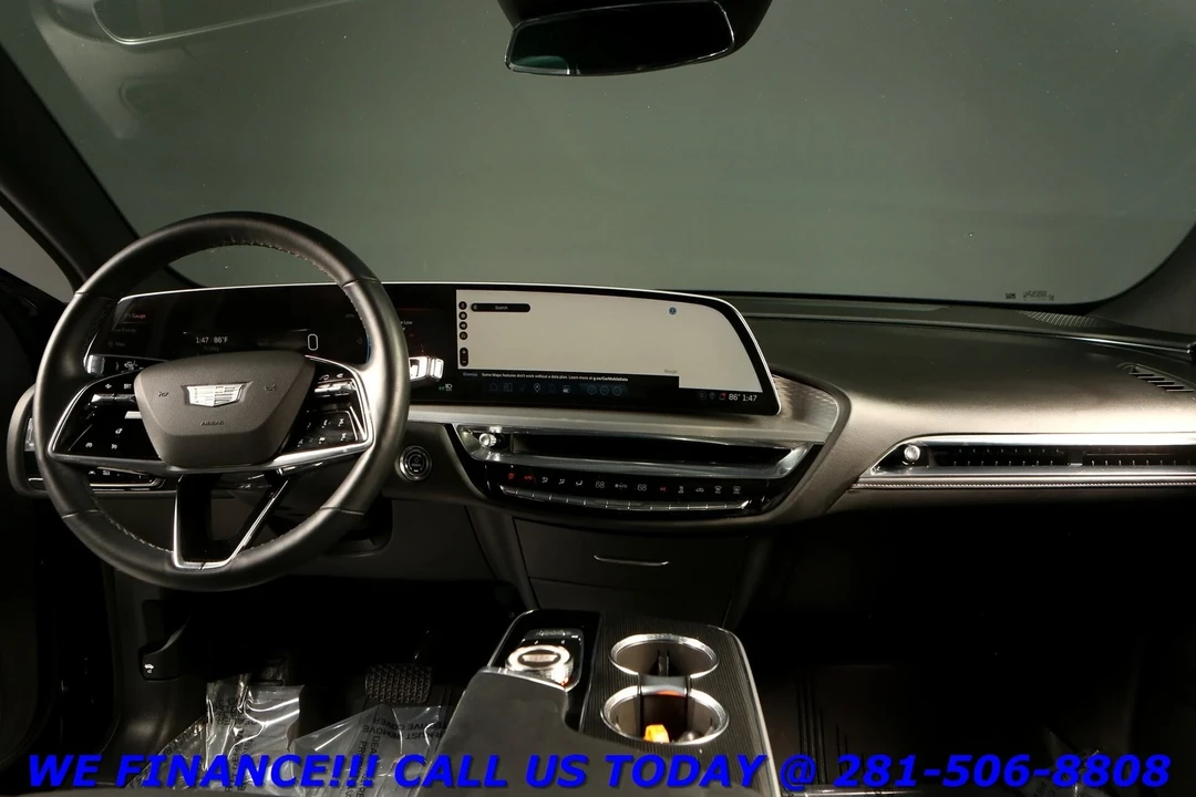 2024 Cadillac Lyriq - Image 3 of 21