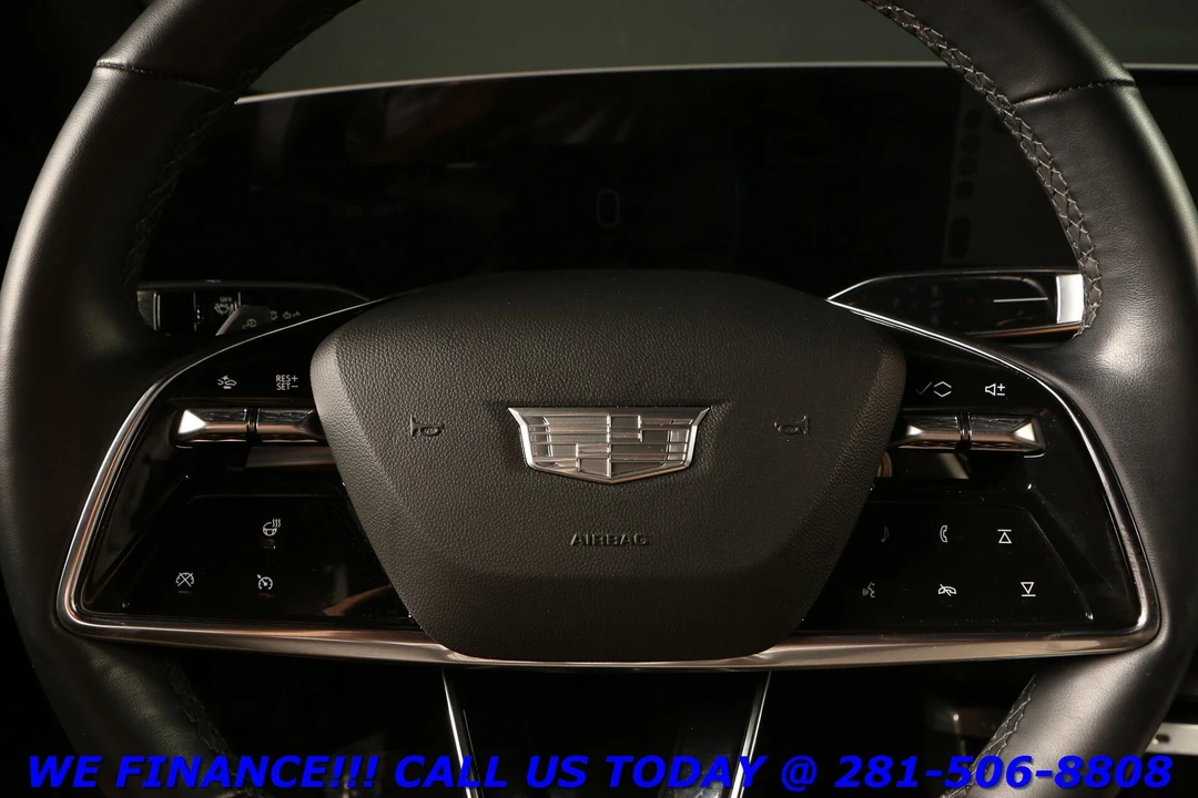 2024 Cadillac Lyriq - Image 14 of 21
