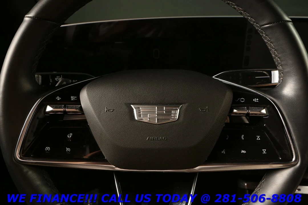 2024 Cadillac Lyriq - Image 14 of 21