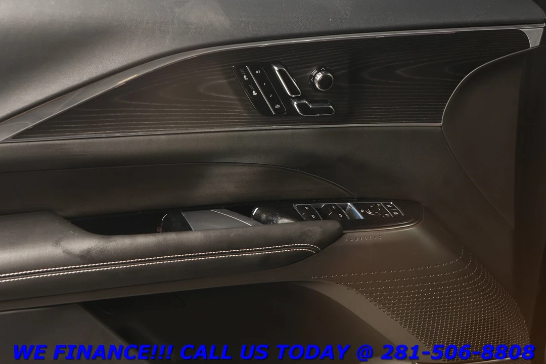 2024 Cadillac Lyriq - Image 9 of 21