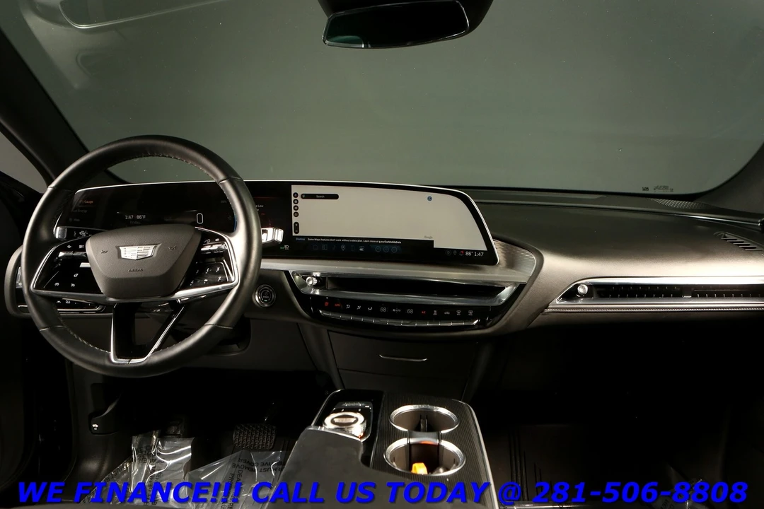 2024 Cadillac Lyriq - Image 3 of 21