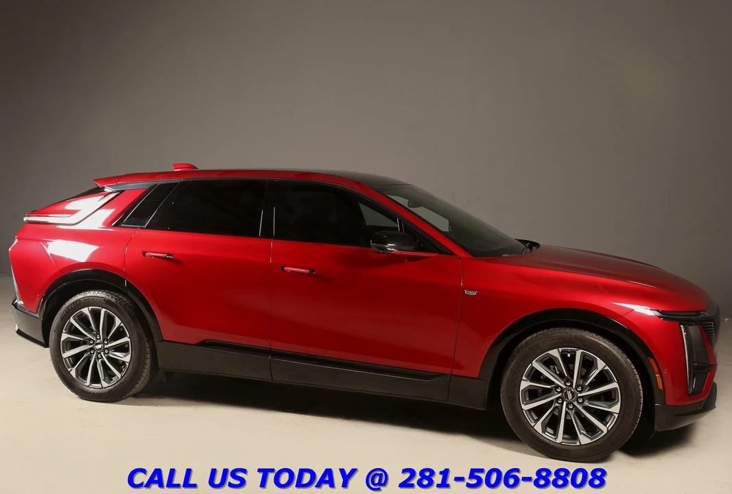 2024 Cadillac Lyriq - Image 7 of 24
