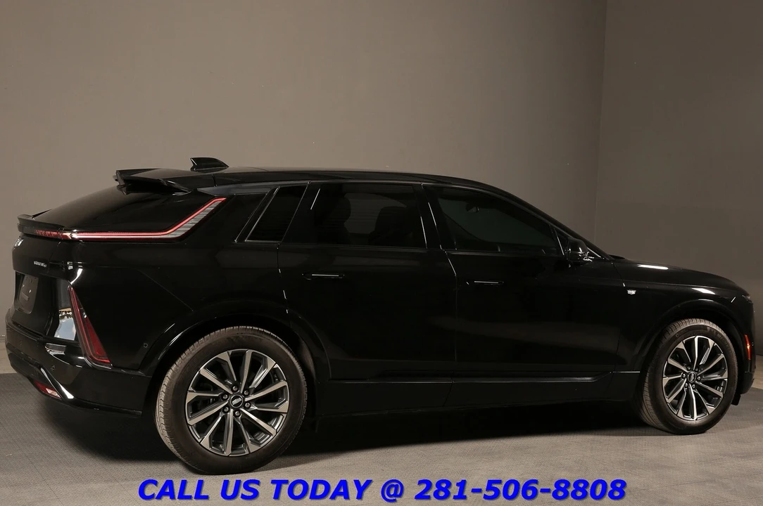 2024 Cadillac Lyriq - Image 6 of 24