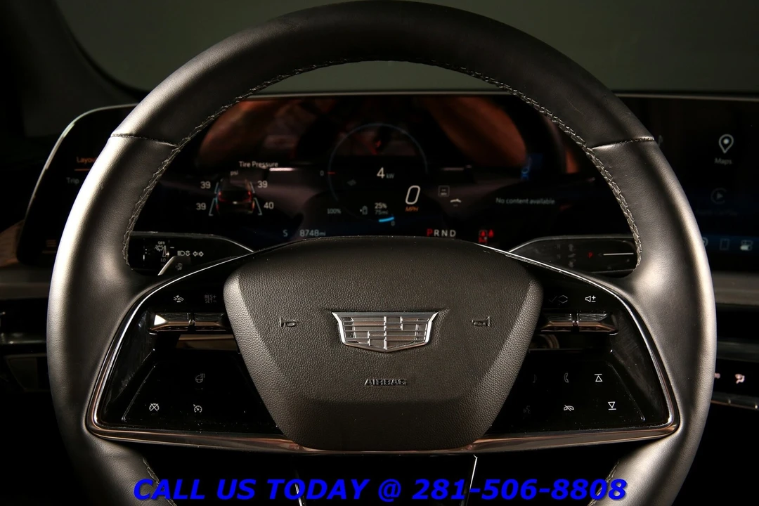 2024 Cadillac Lyriq - Image 14 of 24