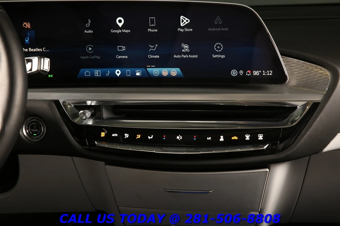 2024 Cadillac Lyriq - Image 17 of 24
