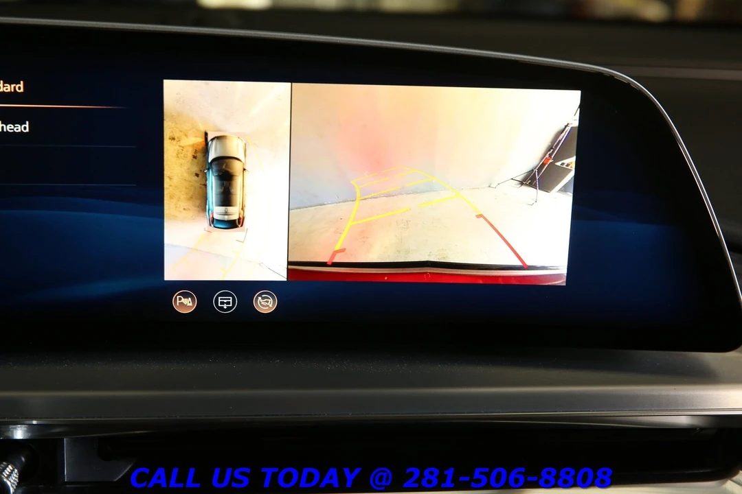 2024 Cadillac Lyriq - Image 18 of 24