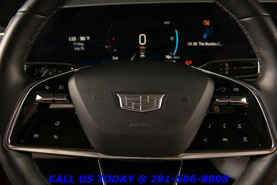 2024 Cadillac Lyriq - Image 14 of 24
