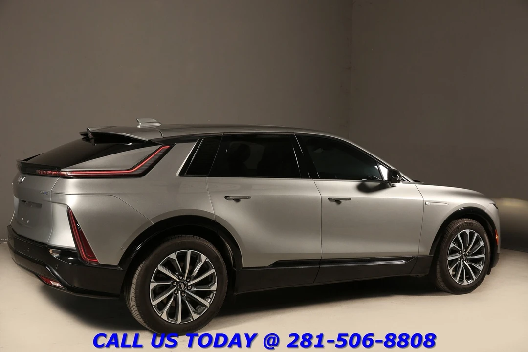 2024 Cadillac Lyriq - Image 6 of 24