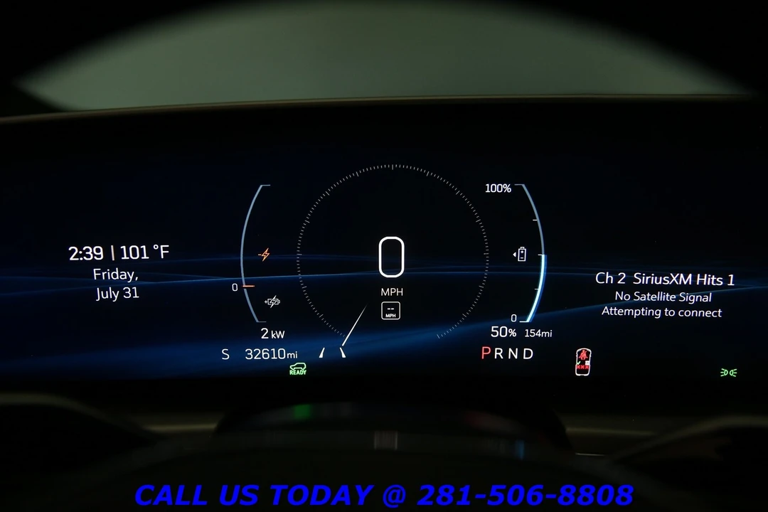 2024 Cadillac Lyriq - Image 15 of 24