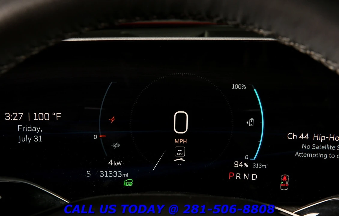 2024 Cadillac Lyriq - Image 15 of 24