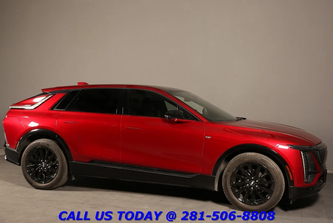 2024 Cadillac Lyriq - Image 7 of 24