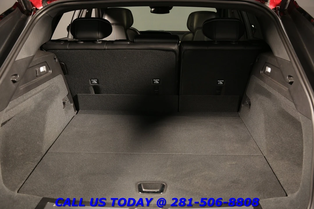 2024 Cadillac Lyriq - Image 23 of 24