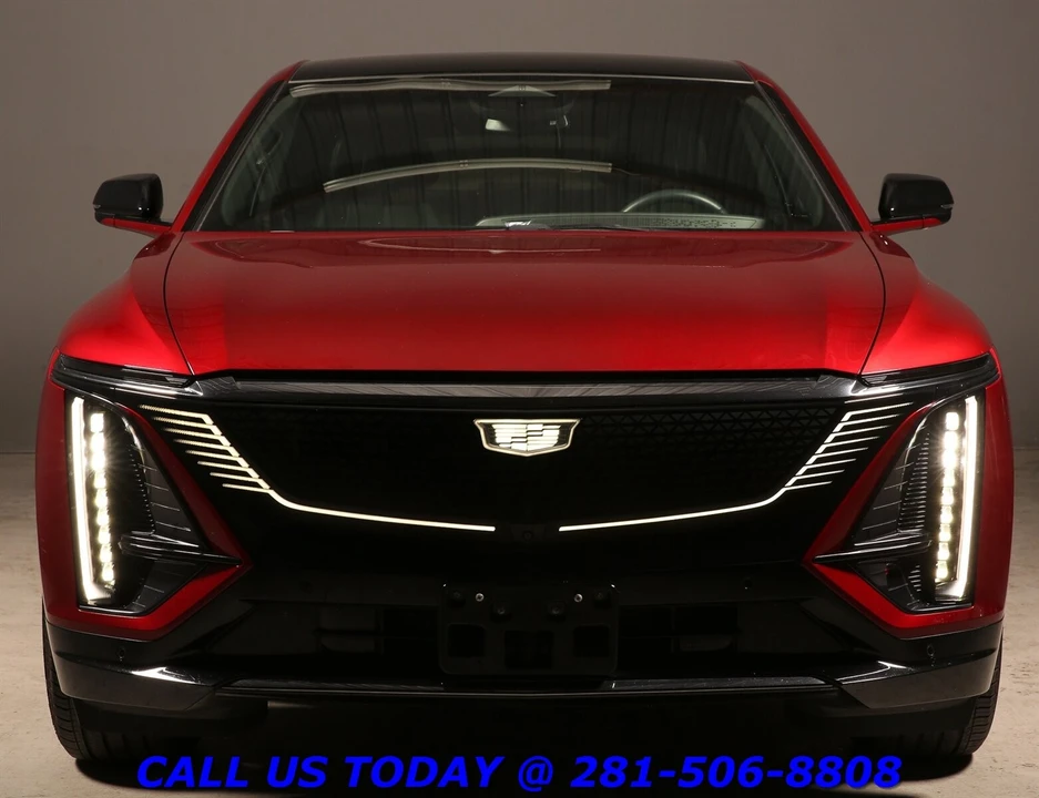 2024 Cadillac Lyriq - Image 8 of 24