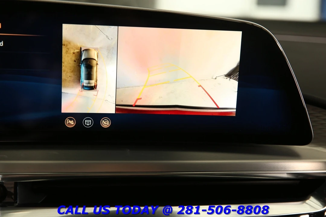 2024 Cadillac Lyriq - Image 18 of 24
