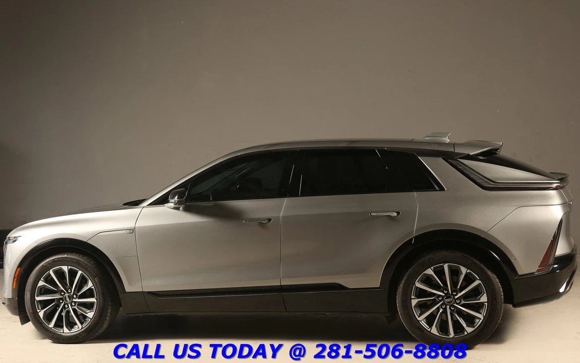 2024 Cadillac Lyriq - Image 4 of 24