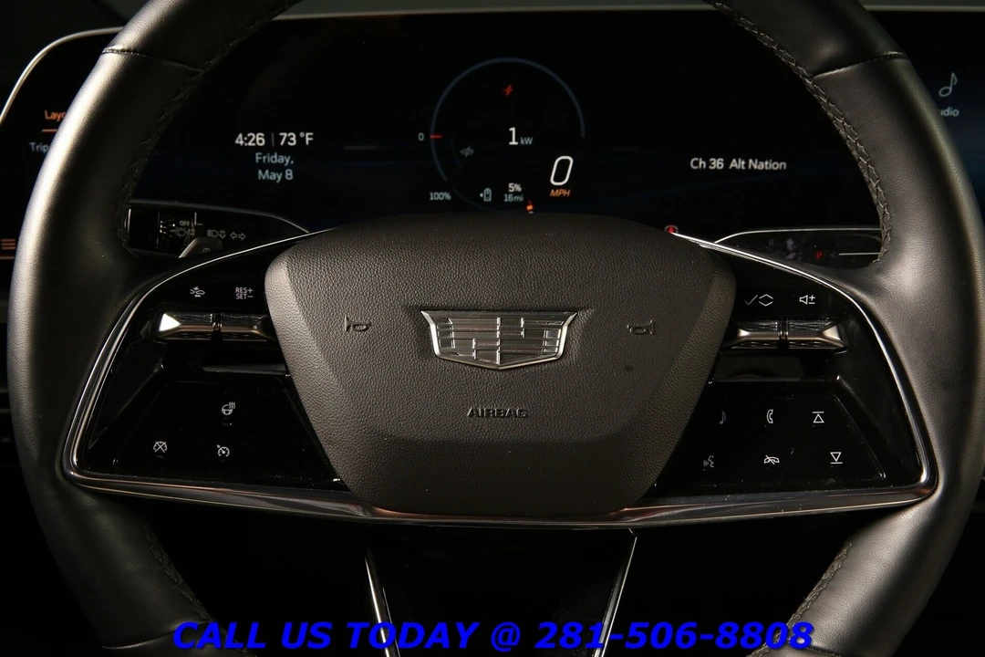 2024 Cadillac Lyriq - Image 13 of 24