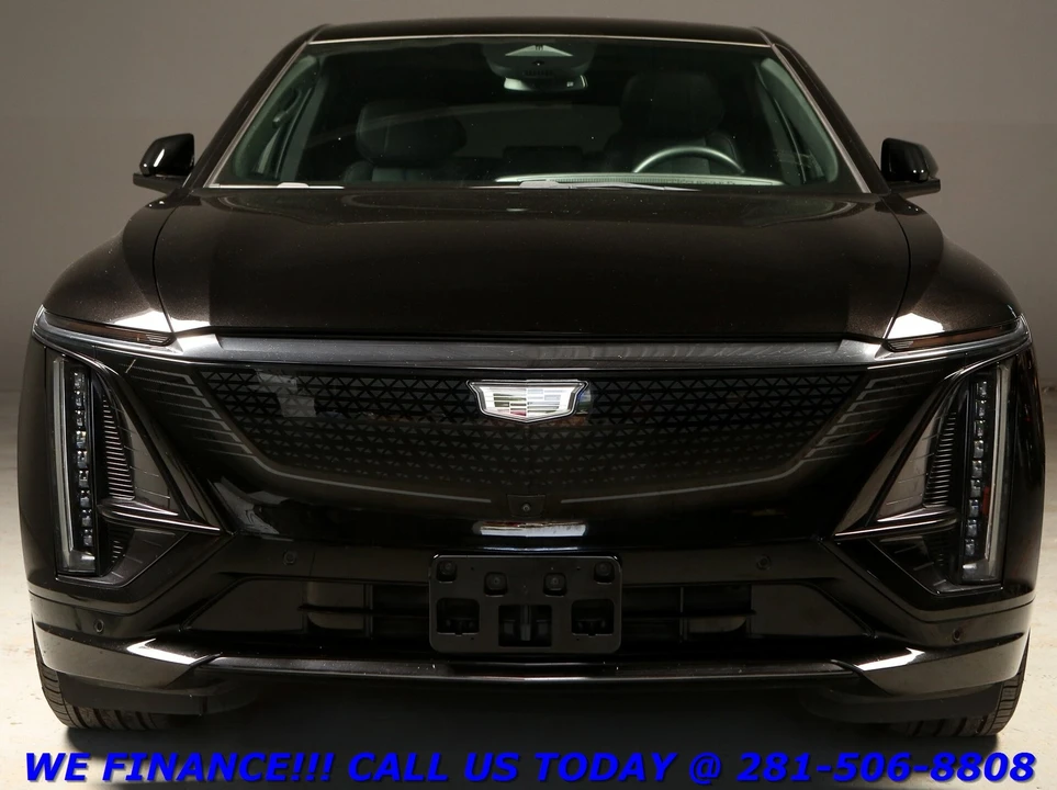 2024 Cadillac Lyriq - Image 8 of 21