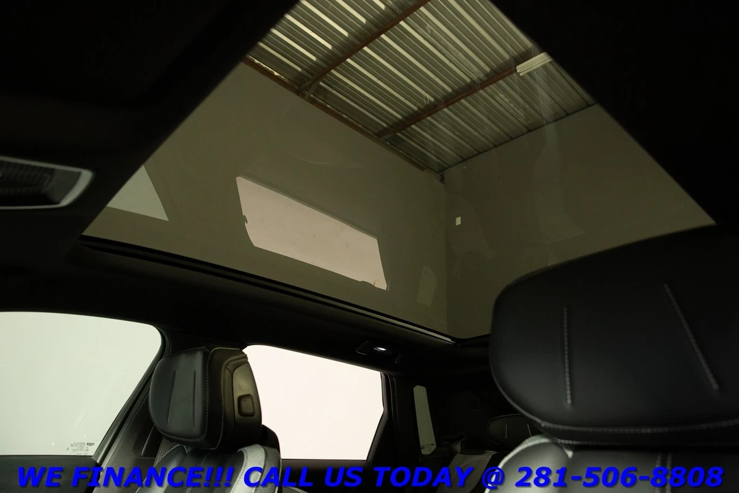 2024 Cadillac Lyriq - Image 11 of 21